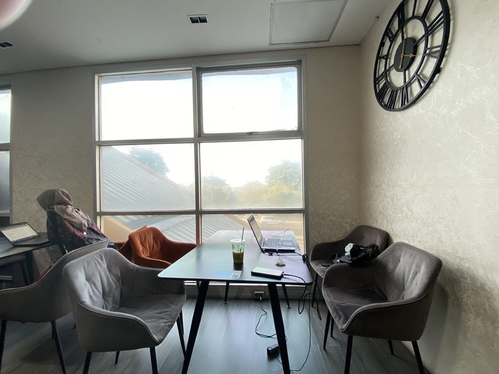 Co-Working Space LRT Cawang